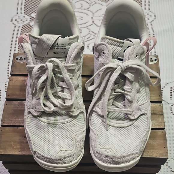 Nike Womens Air Jordan MA2 CW5992-003 Bone White Basketball Shoes - Picture 3 of 12